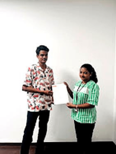 Our students receive certificates from certified training experts